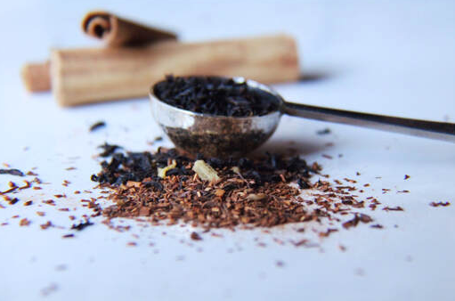 TEA BLENDING: PECAN PIE PU ERH & HORCHATA ROOIBOS