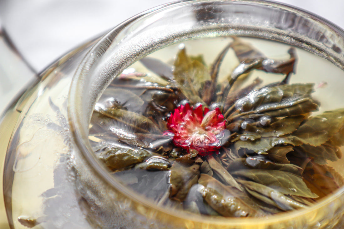 BLOOMING TEA BALL đ¸
