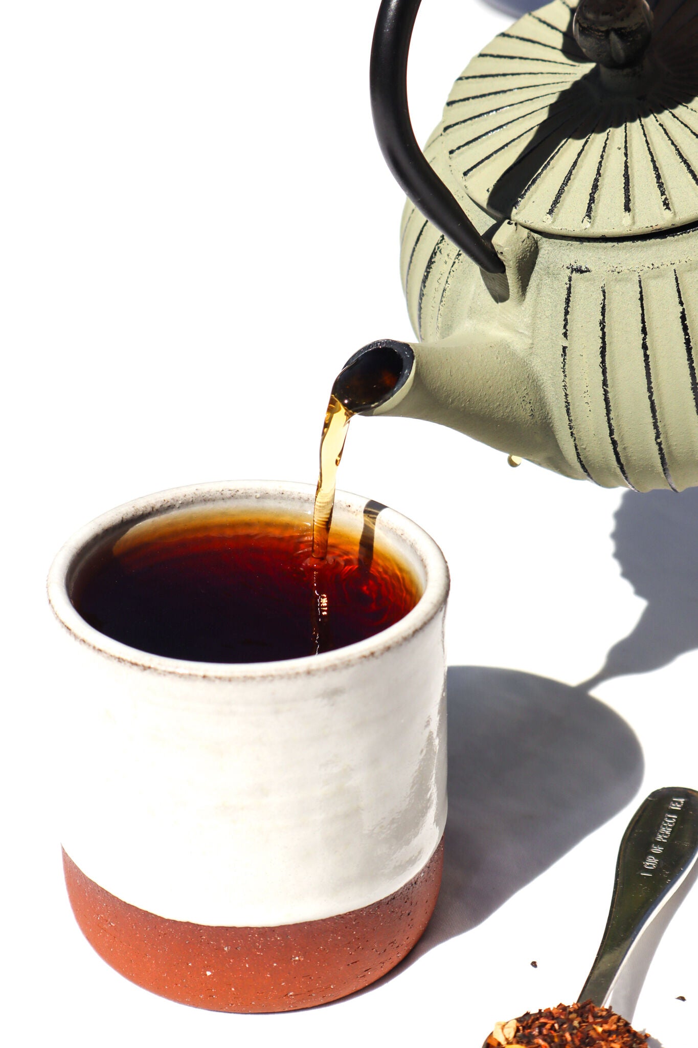 CAST IRON TEAPOTS!! 🫖 – Old Barrel Tea Co