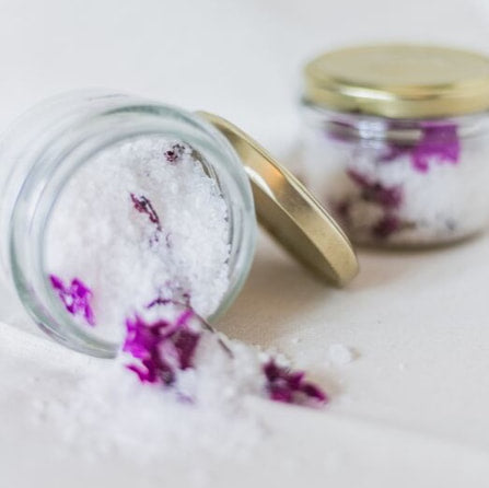 ESSENTIAL OIL LAUNDRY SOFTENER