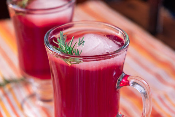☀️ Scarlet Sunrise Cocktail 🍊
