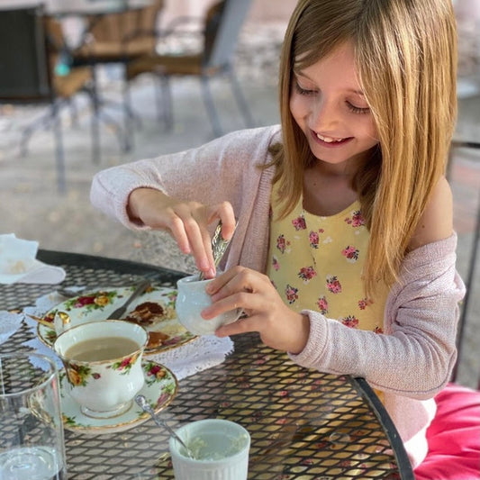 TEA DATE WITH YOUR LITTLES 💞